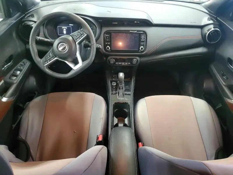 2022 NISSAN KICKS SR  