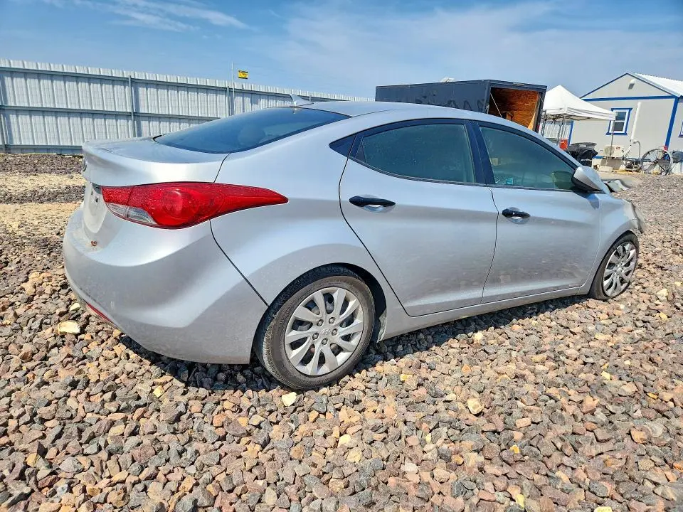 2012 HYUNDAI ELANTRA GLS  