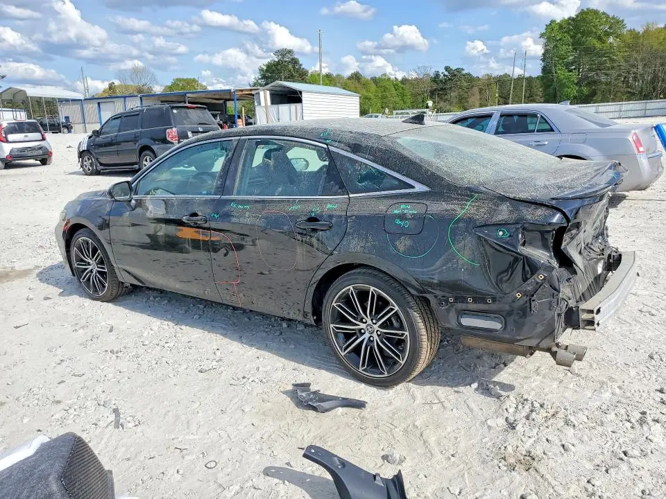 2020 TOYOTA AVALON XSE  