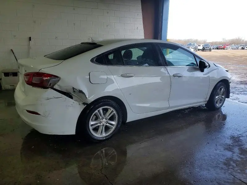 2016 CHEVROLET CRUZE LT  