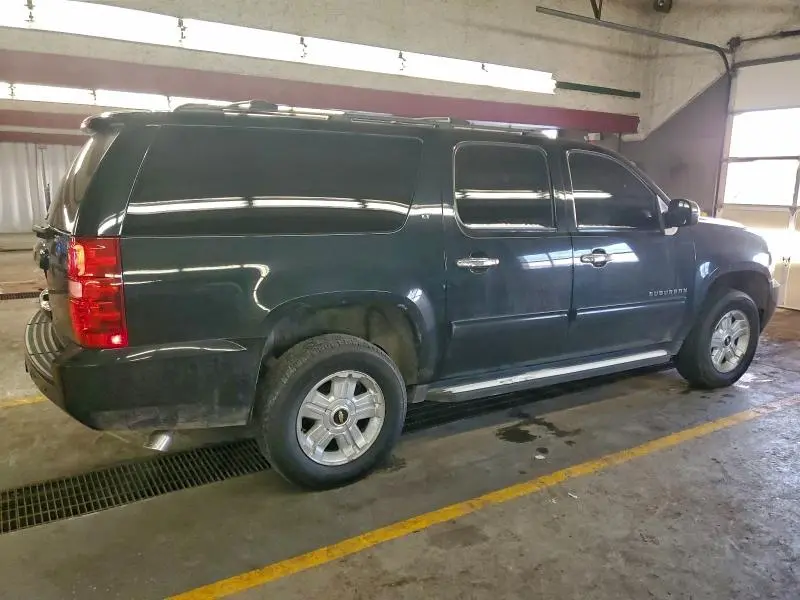 2013 CHEVROLET SUBURBAN K1500 LT  