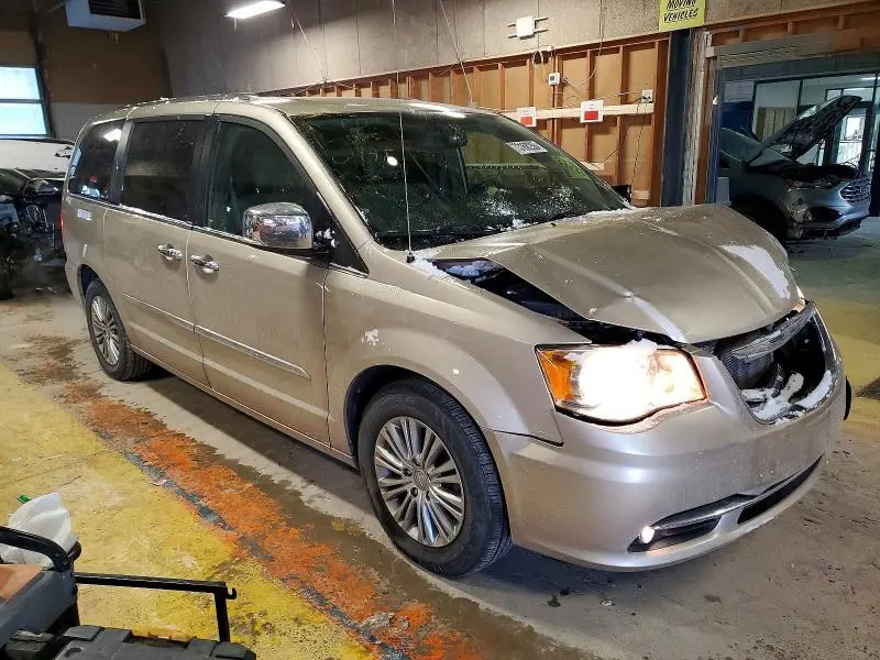 2013 CHRYSLER TOWN & COUNTRY TOURING L  
