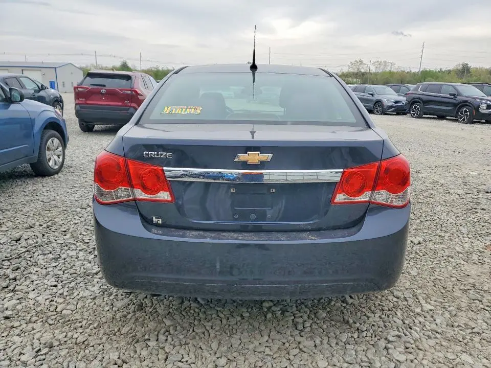 2014 CHEVROLET CRUZE LS  