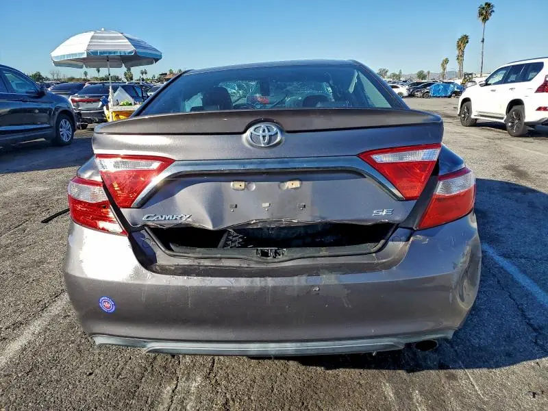2015 TOYOTA CAMRY LE  