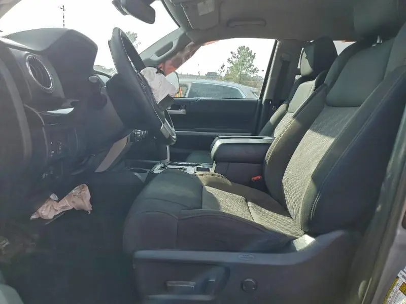 2018 TOYOTA TUNDRA DOUBLE CAB SR  