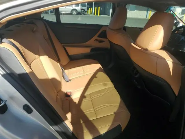 2024 LEXUS ES 300H BASE  