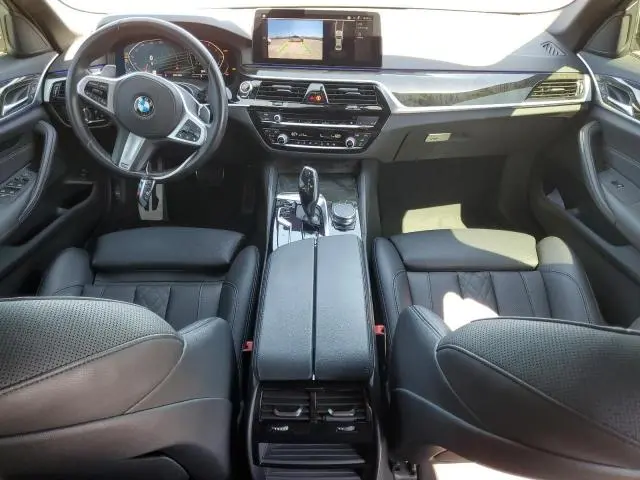 2021 BMW 530 I  