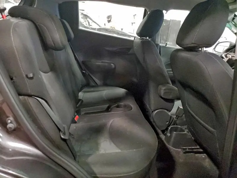 2016 CHEVROLET SPARK 1LT  