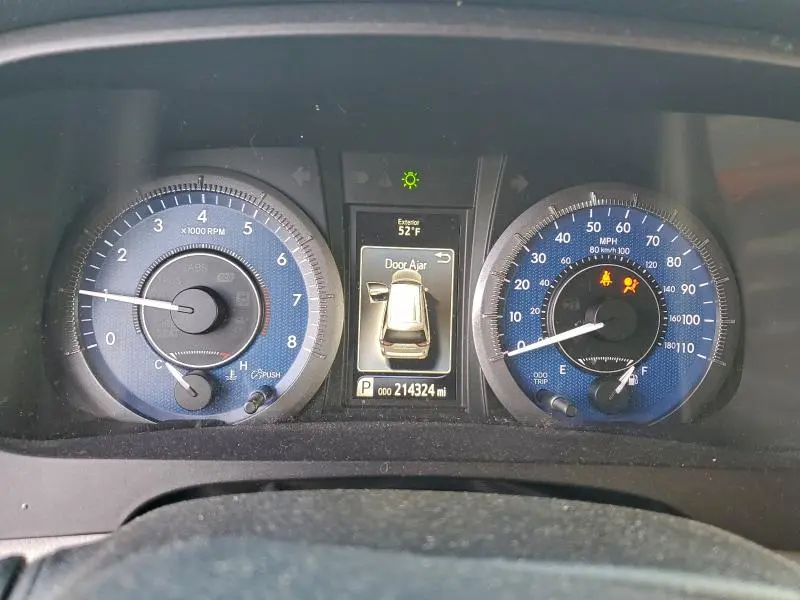 2015 TOYOTA SIENNA XLE  