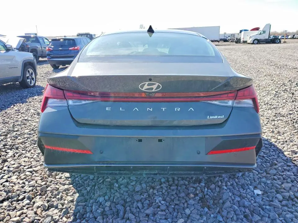 2024 HYUNDAI ELANTRA LIMITED  