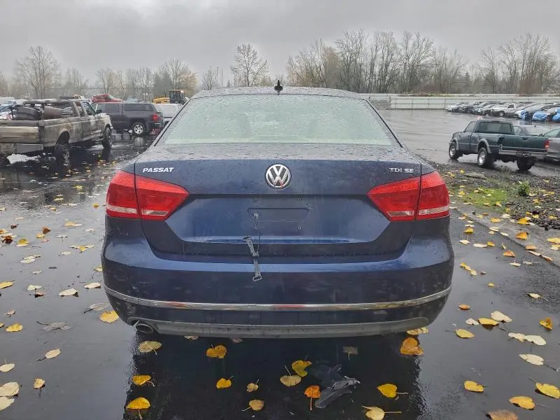 2013 VOLKSWAGEN PASSAT SE  