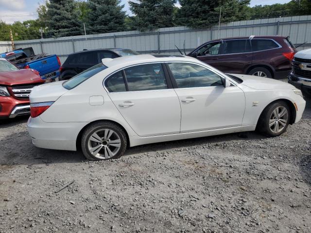 2010 BMW 528 XI