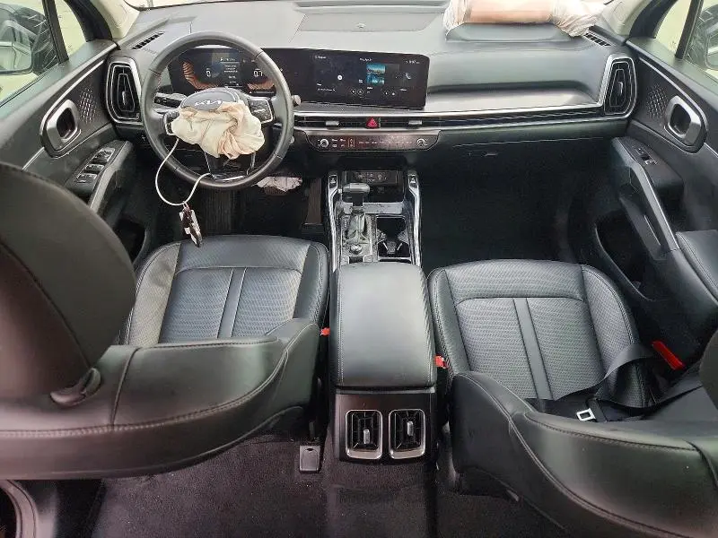 2025 KIA SORENTO   