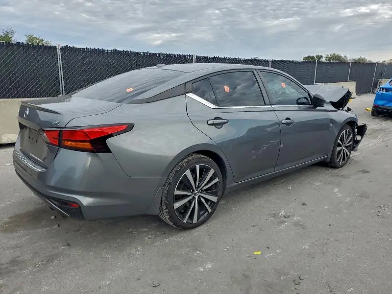 2021 NISSAN ALTIMA SR  