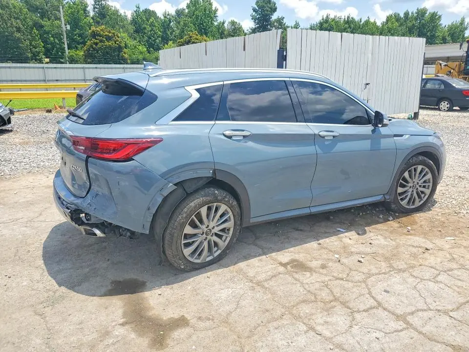 2023 INFINITI QX50 LUXE  