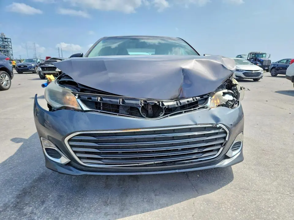 2015 TOYOTA AVALON XLE  