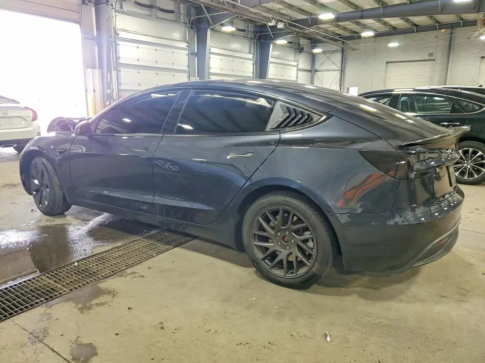 2025 TESLA MODEL 3   