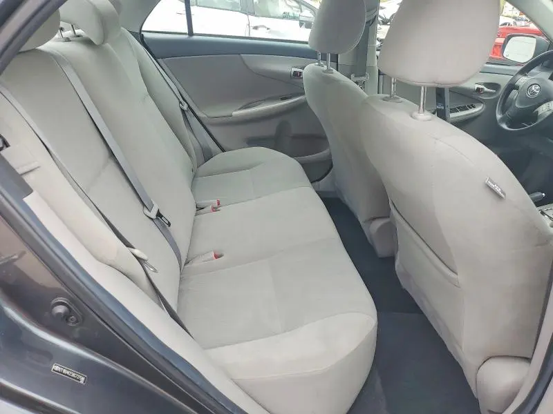 2011 TOYOTA COROLLA LE  