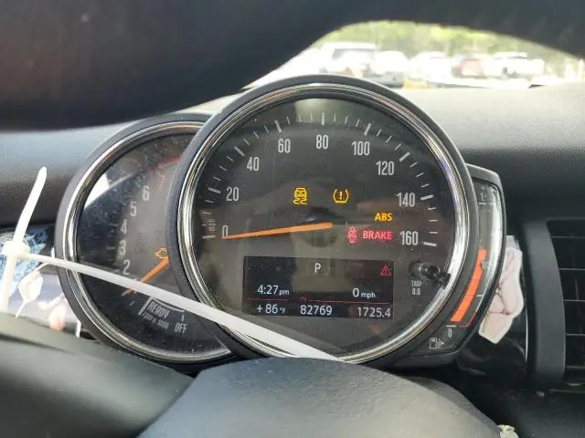 2018 MINI COOPER 
