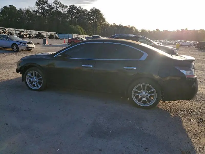 2012 NISSAN MAXIMA S  