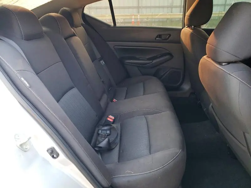 2023 NISSAN ALTIMA SV  