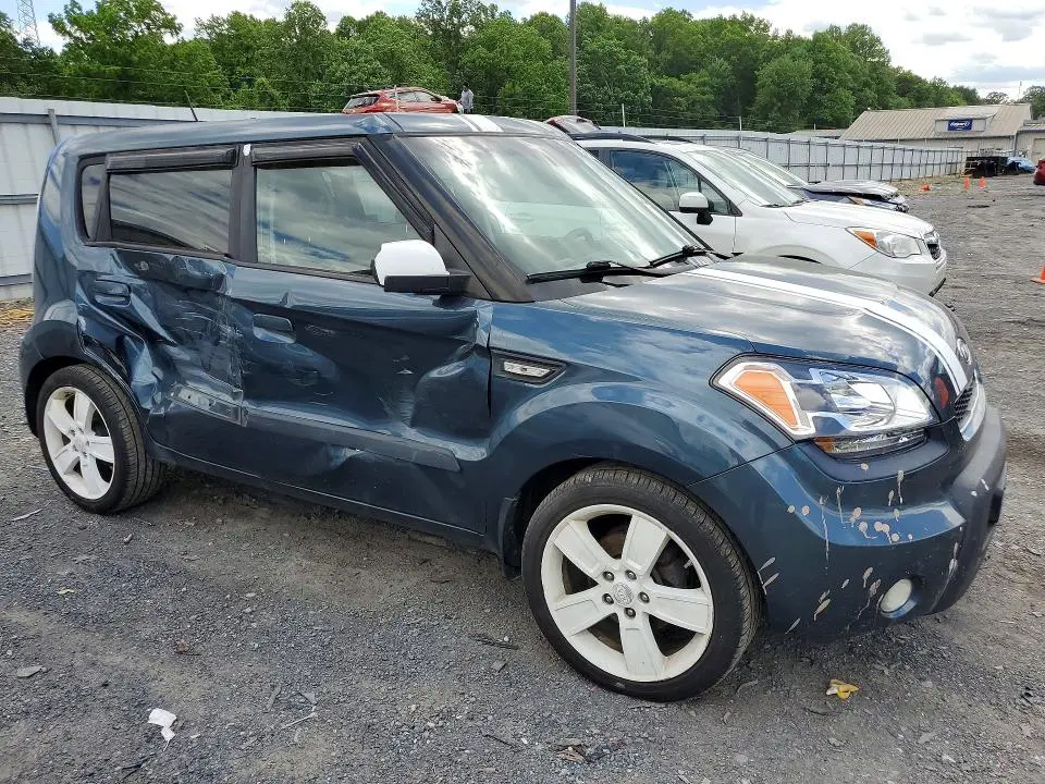 2010 KIA SOUL +  