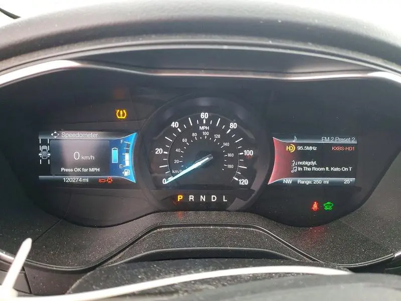 2019 FORD FUSION TITANIUM  