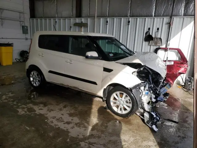 2013 KIA SOUL +  