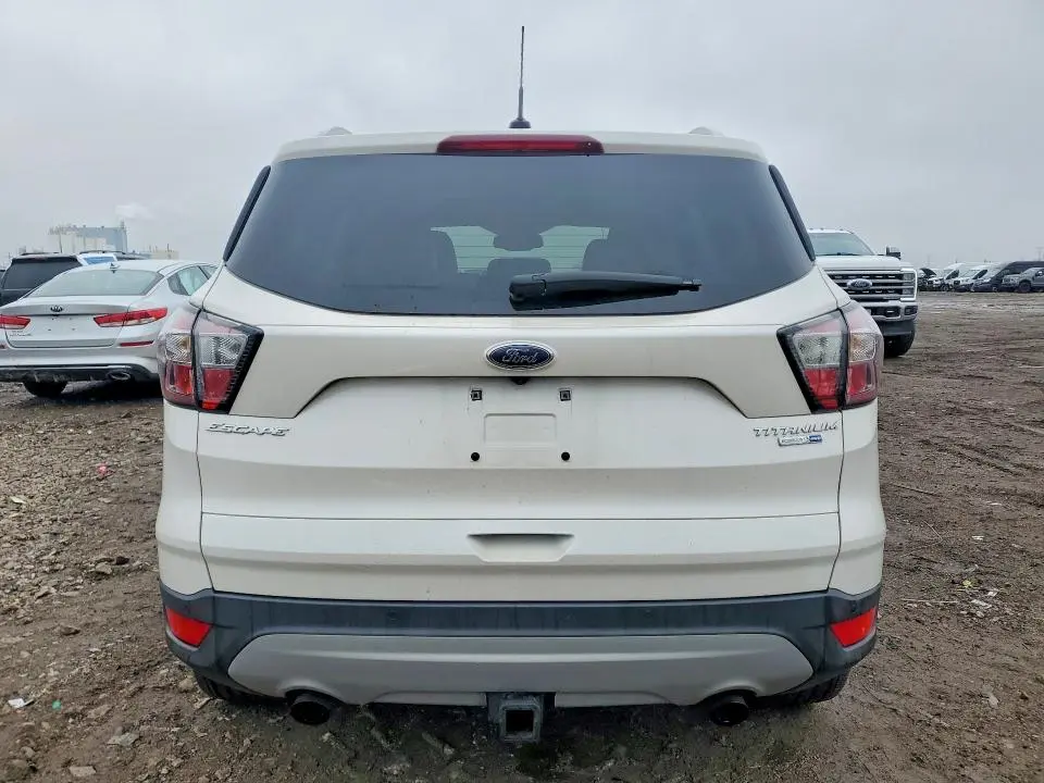 2017 FORD ESCAPE TITANIUM  