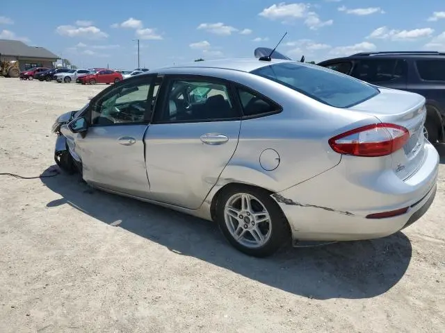 2019 FORD FIESTA SE  