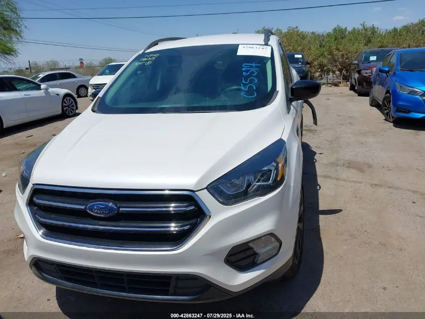 2019 FORD ESCAPE SE