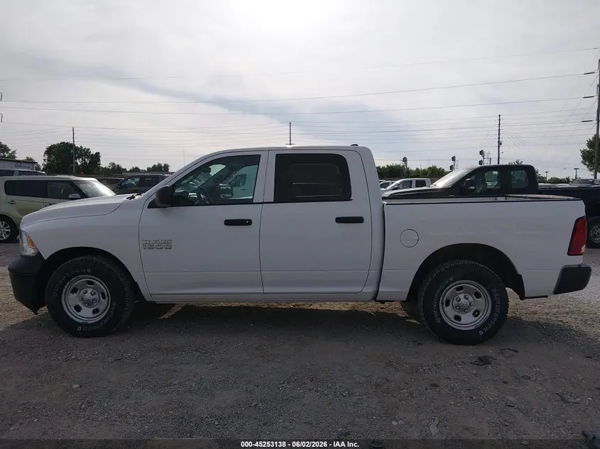 2017 RAM 1500 TRADESMAN  4X2 5'7 BOX