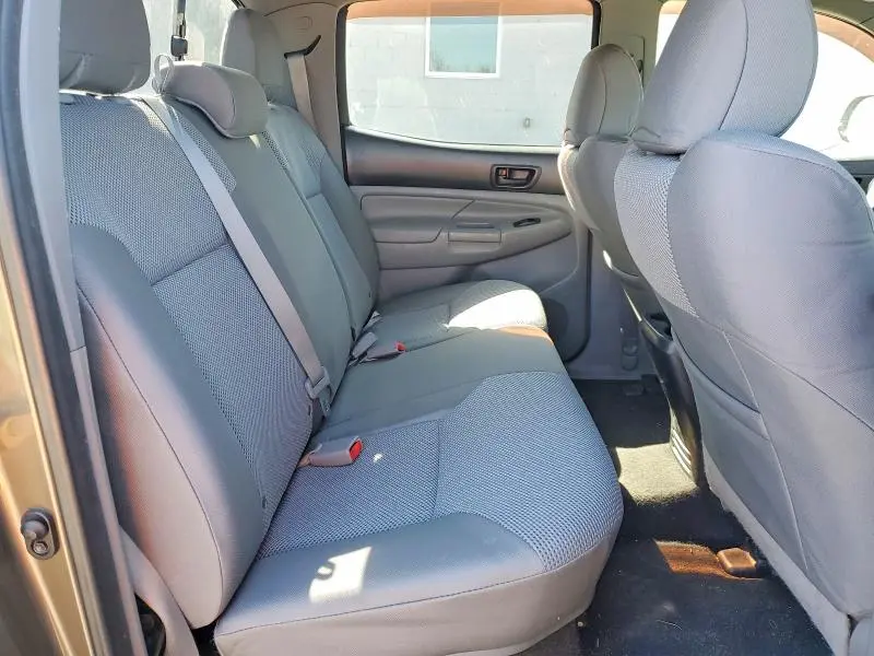 2012 TOYOTA TACOMA V6  