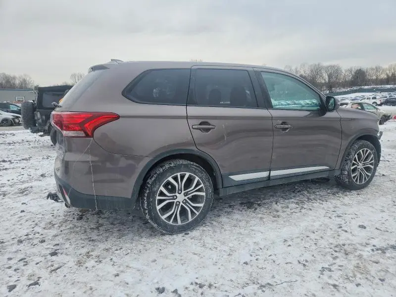 2018 MITSUBISHI OUTLANDER SE  