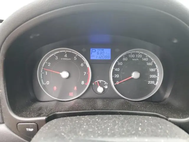 2010 HYUNDAI ACCENT SE  