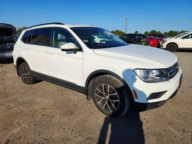 2021 VOLKSWAGEN TIGUAN SE  