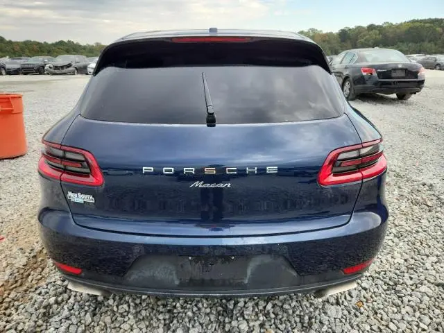 2018 PORSCHE MACAN   