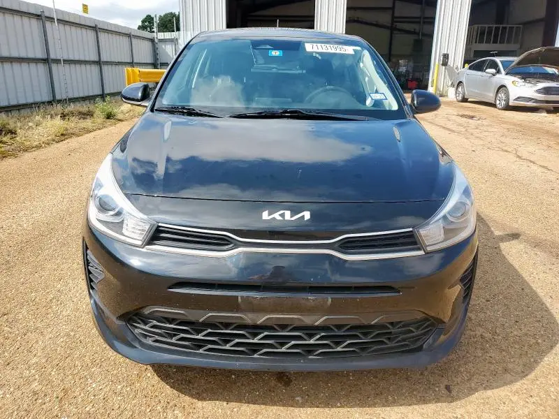 2023 KIA RIO S  