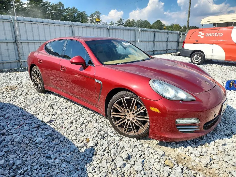 2012 PORSCHE PANAMERA 2  