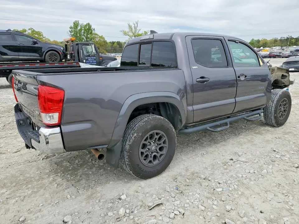 2017 TOYOTA TACOMA SR5 V6  