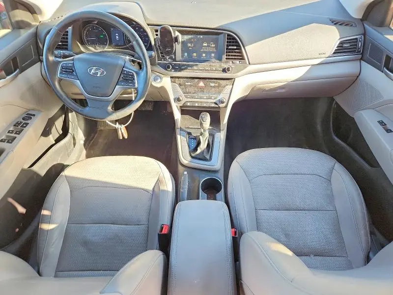 2017 HYUNDAI ELANTRA LIMITED  