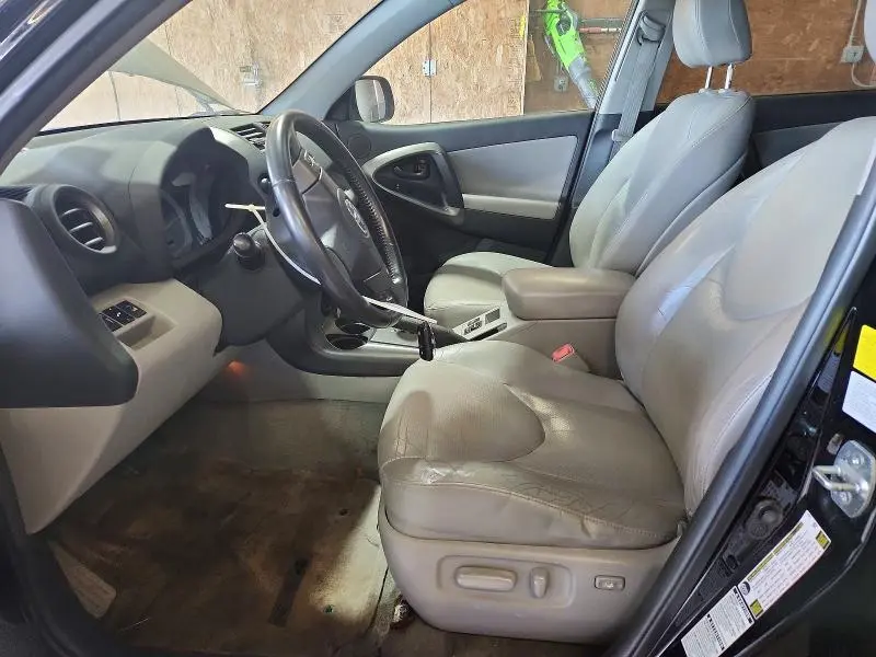 2011 TOYOTA RAV4 LIMITED  