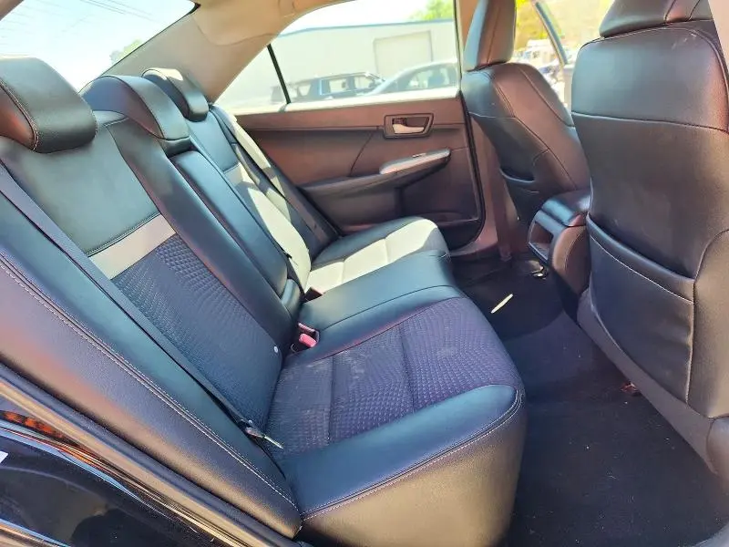 2014 TOYOTA CAMRY SE  