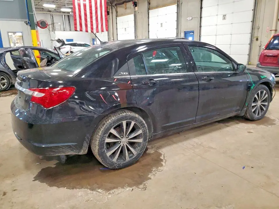2012 CHRYSLER 200 S  