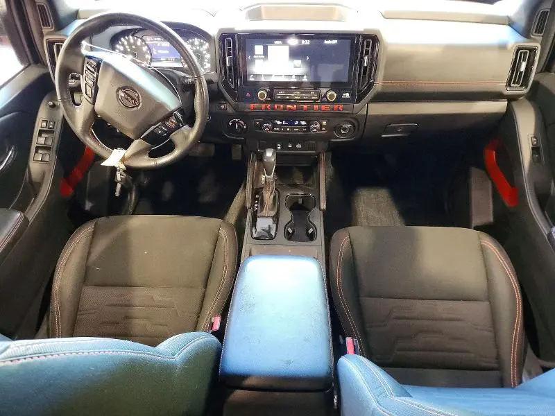 2025 NISSAN FRONTIER PRO-4X  