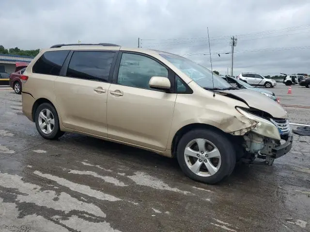2011 TOYOTA SIENNA LE  
