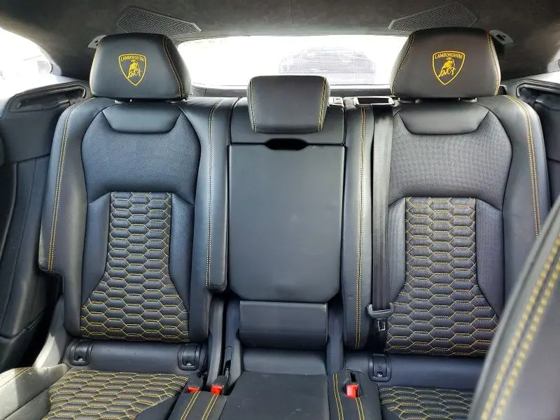 2020 LAMBORGHINI URUS   