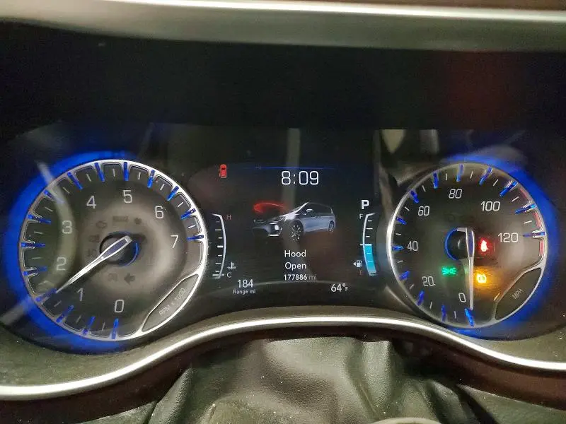 2017 CHRYSLER PACIFICA LIMITED  