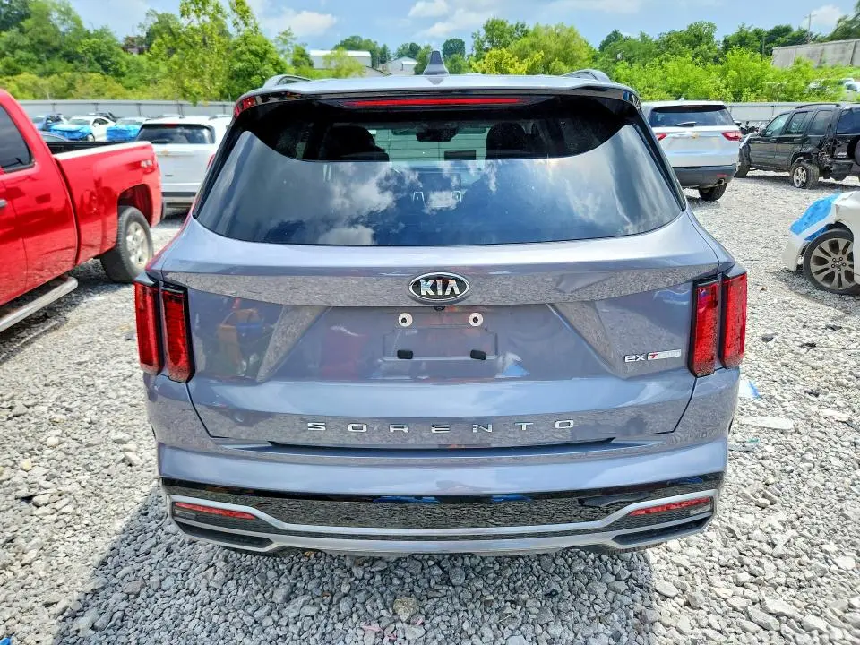 2021 KIA SORENTO EX  