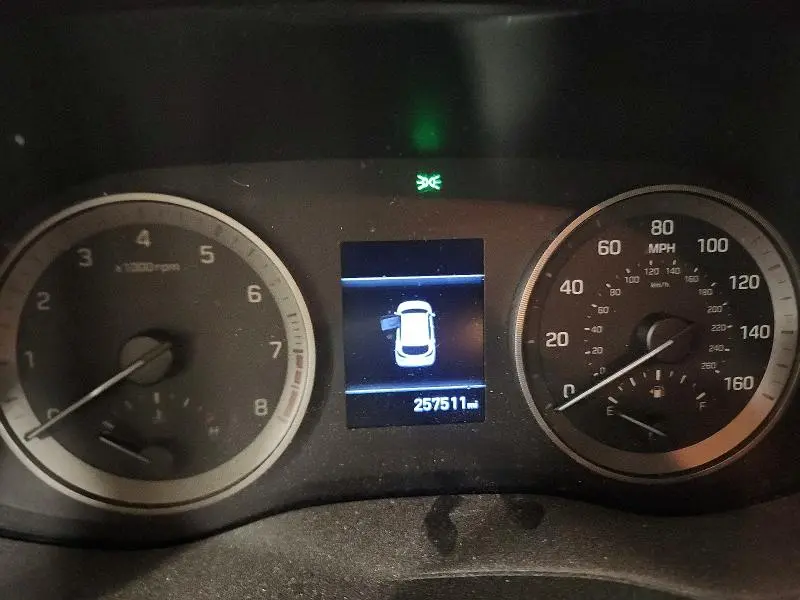 2020 HYUNDAI TUCSON SE  